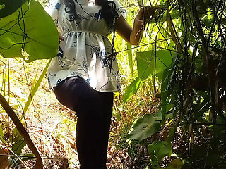 Horny Sri Lankan Couple Fucks Hard Outdoor - First Time Sex in Jungle