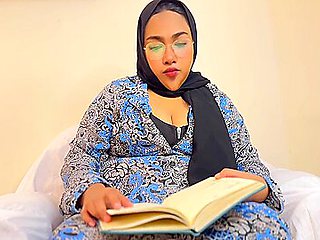When Beautiful 45yo Egypt Hijab Aunty Reading A Book, Then 18yo Neighbor Fucks Her (big Boobs & Huge Ass Milf Arab Sex)