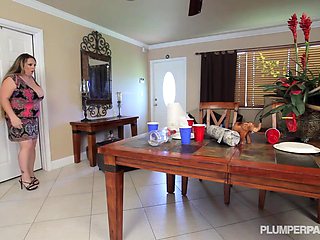 Busty Milf Fingers Shaved Pussy in Solo Play