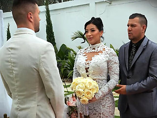 Mariana Martix Fucks Father In Law Before Wedding - Risky Latina MILF Doggystyle & Blowjob