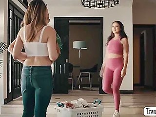 Big Tits Pale Shemale Sucks - Ivory Mayhem