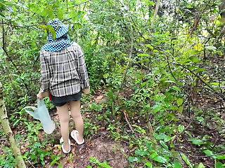 Thai Girl Walks and Brags About Picking Mushrooms Anyway, Peeing in the Forest Thai Voice