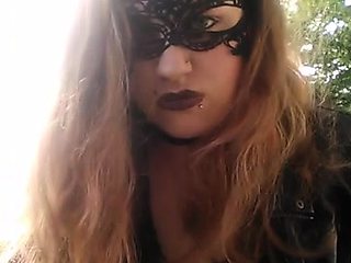 Amateur milf outdoors blowjob and fucking