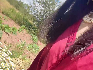 Piss for Gardend on the Grass Beautifull