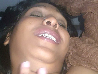 Busty Indian MILF loves her cock and squirts