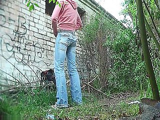Outddor Voyeur Public Peeing Girls 4