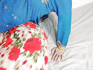 Newly married hijab bhabhi cheats husband and fucked big fat cock of indian devar while dirty talking