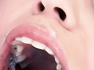 Fucking Hot MILF Mom Gets Anal and Blowjob