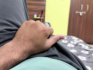 Kam Wali Bai Landlord Affair &ndash; Big Boobs Indian Maid Fucked by Big Dick Malik for Extra Pay, Full Hindi Video Viral