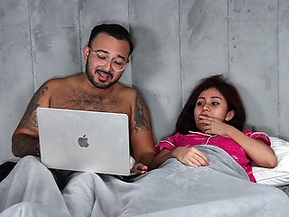 MY WIFE GETS FUCKED ON ALL FOURS BY A SNOOZE IN MY BED