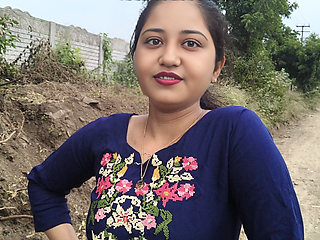 Rasta pe chalti bhabhi ko hotel le jaye choda Hindi audio