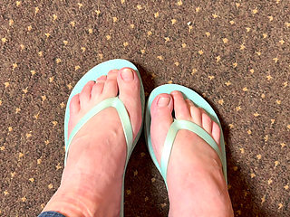 Foot worship!