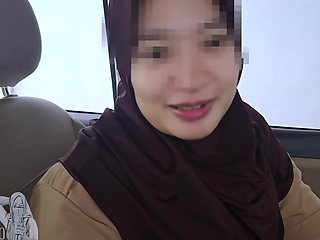 Hijab Student 18+ Fucks In A Car To Upgrade Her Cellphone - Minokiiko