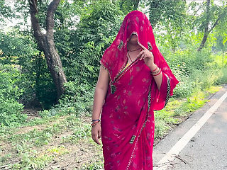 Hotty_ragini's Horny Desi Bhabhi Gets Creampie Fuck in Jungle After Lift &ndash; Hindi Sex Video